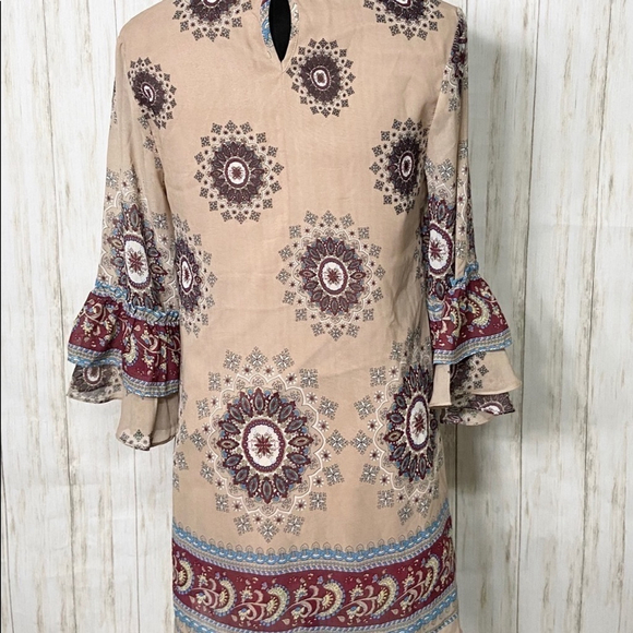 UMGEE NWT Boho Dress Tunic Tan Mandala Medallion Paisley Size Small - Picture 6 of 11